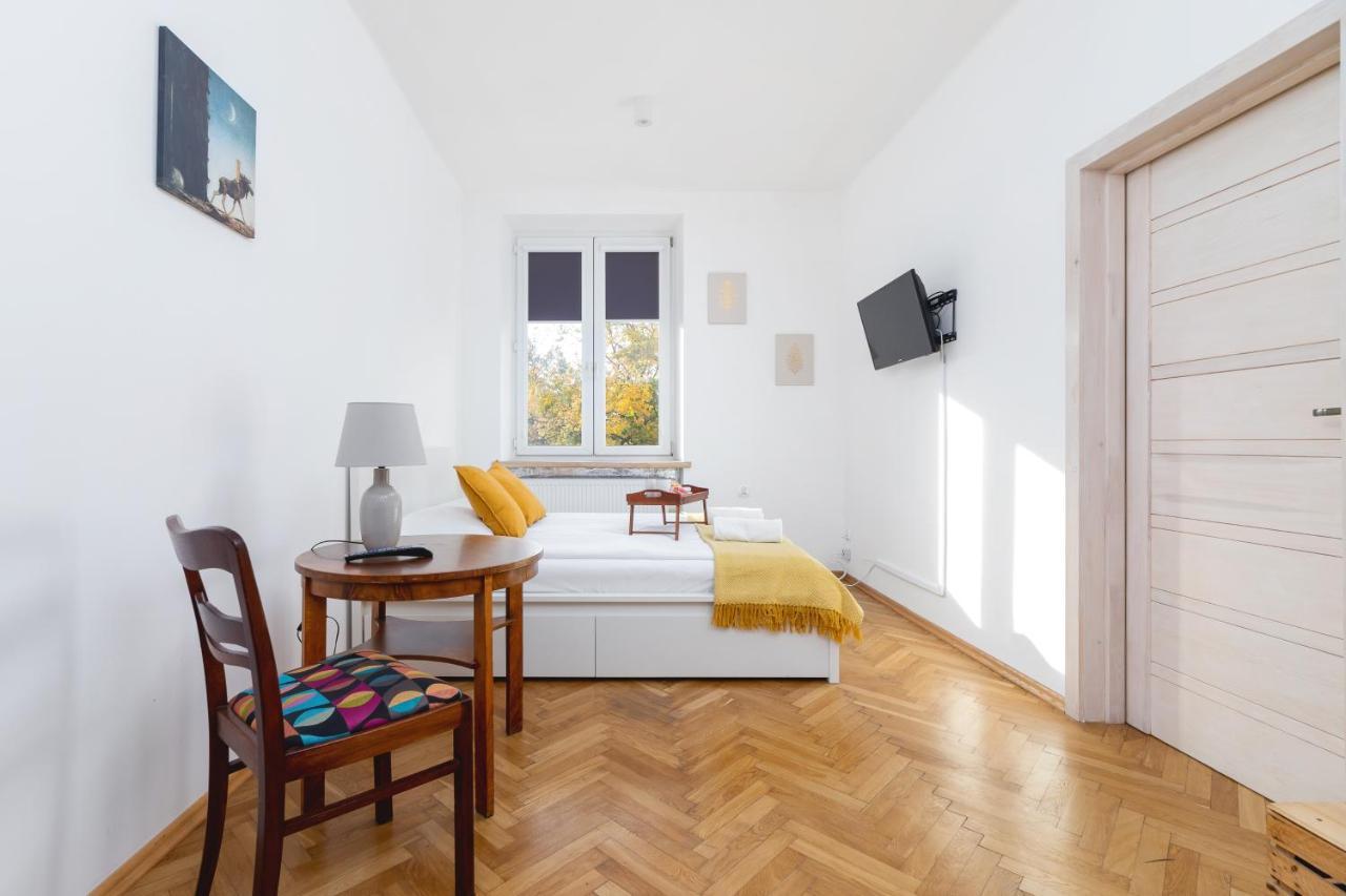 Old Town Apartments Basztowa By Renters 크라쿠프 외부 사진