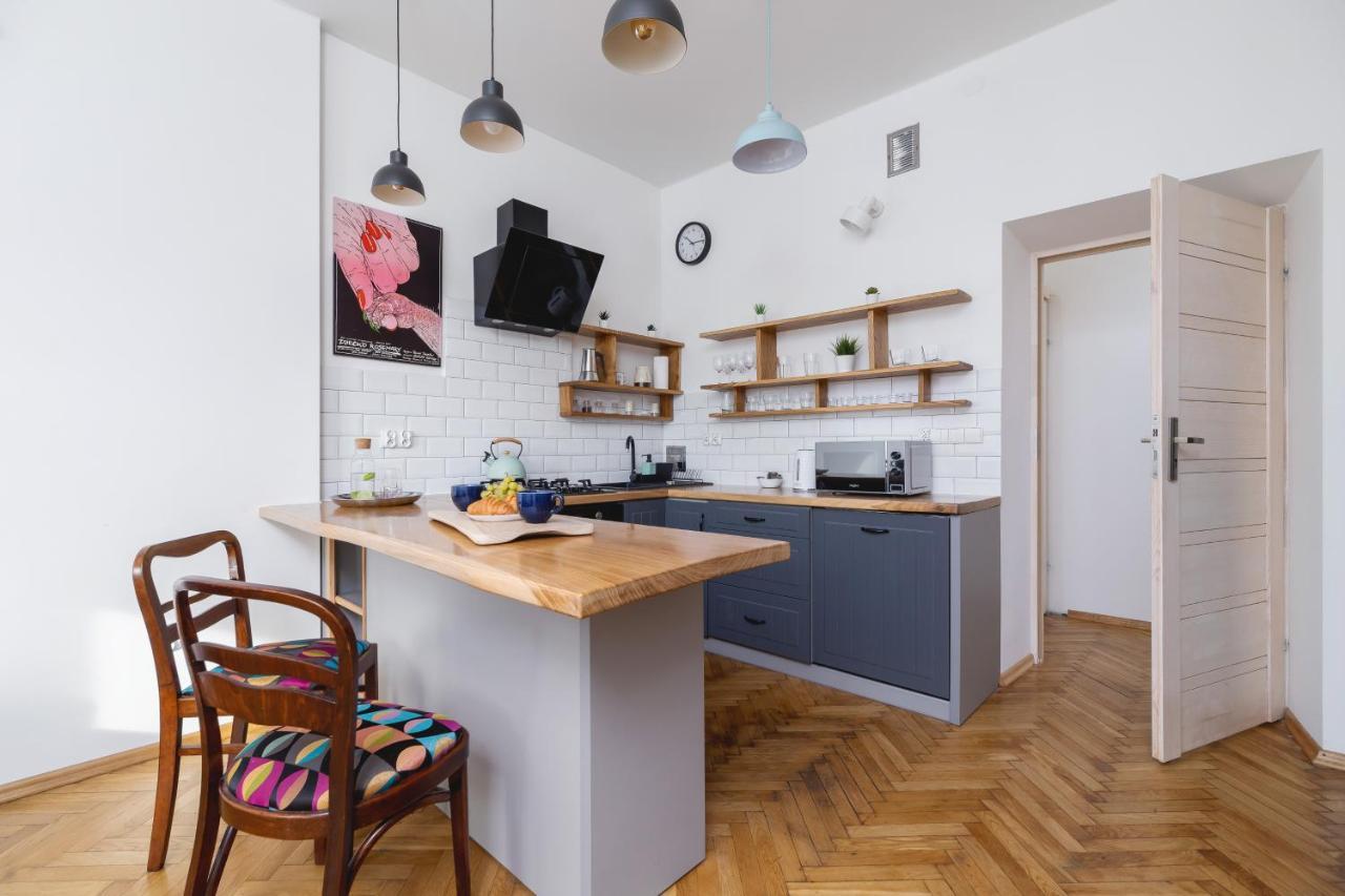 Old Town Apartments Basztowa By Renters 크라쿠프 외부 사진