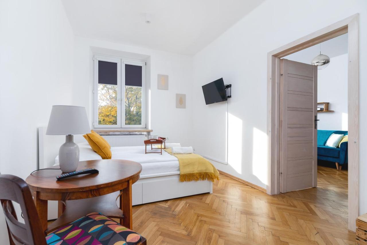 Old Town Apartments Basztowa By Renters 크라쿠프 외부 사진