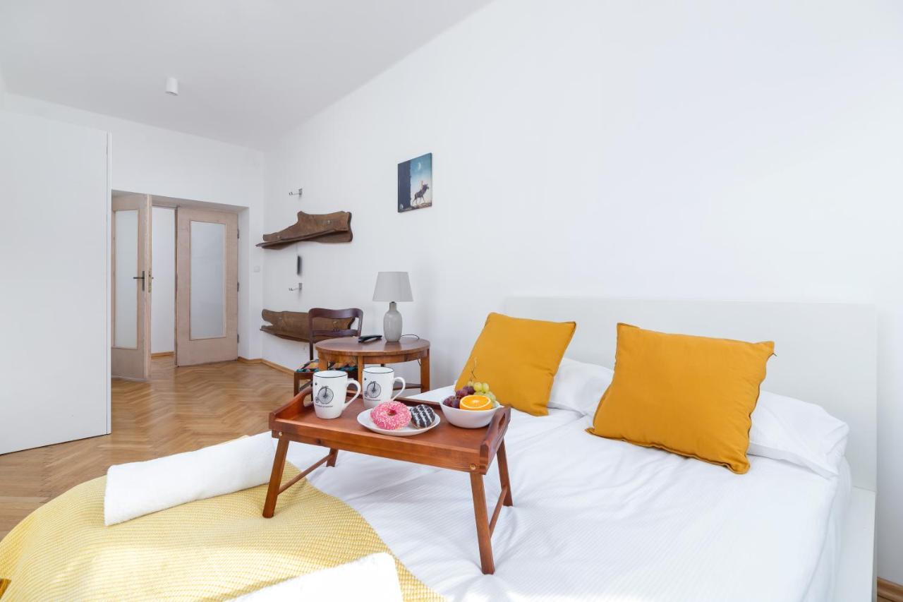 Old Town Apartments Basztowa By Renters 크라쿠프 외부 사진
